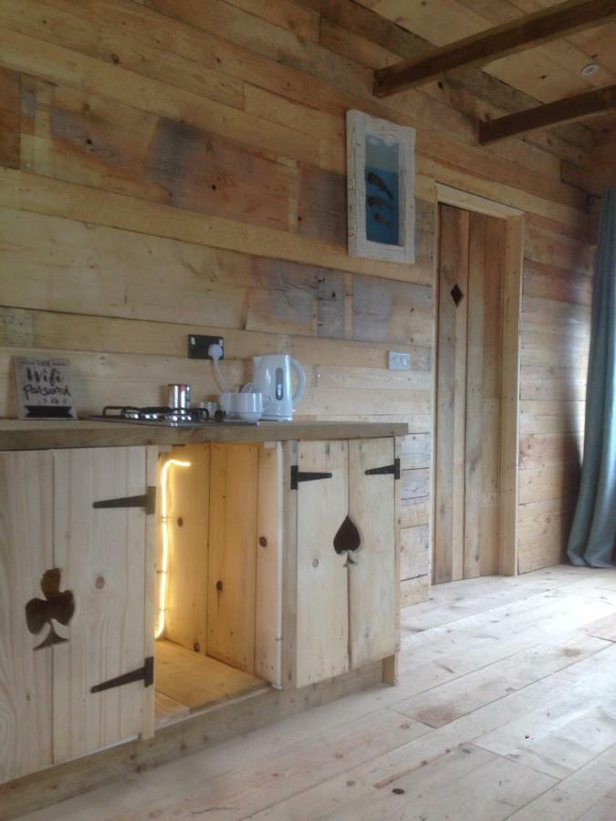 Apartmán Hygge Hut Pembroke Exteriér fotografie